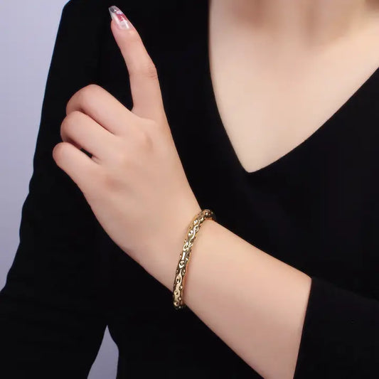 24K Gold Filled Dotted Texture Cuff Bracelet | WA-2523